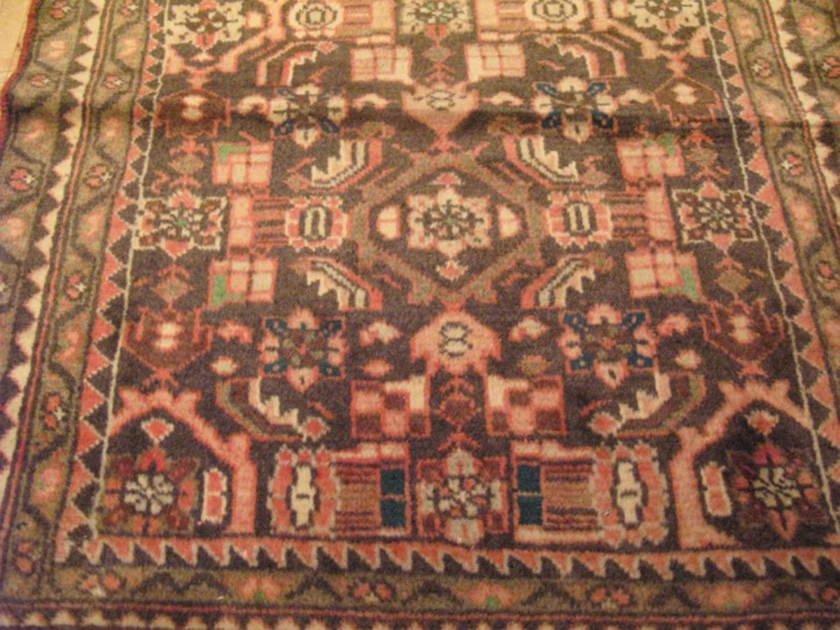 2' 6" x 6' 9" Vintage Lilihan Runner image 6