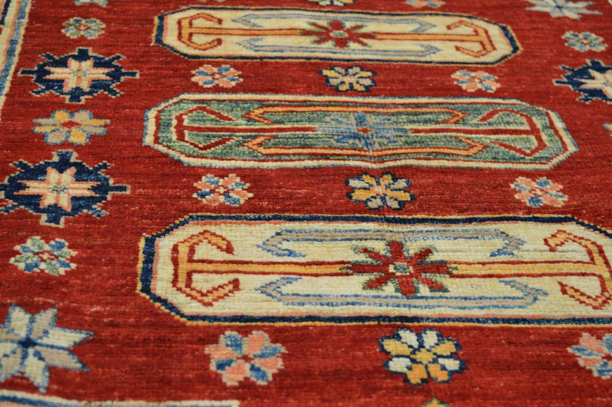 4' 0" x 6' 3" Pakistan Kazak Rug image 2