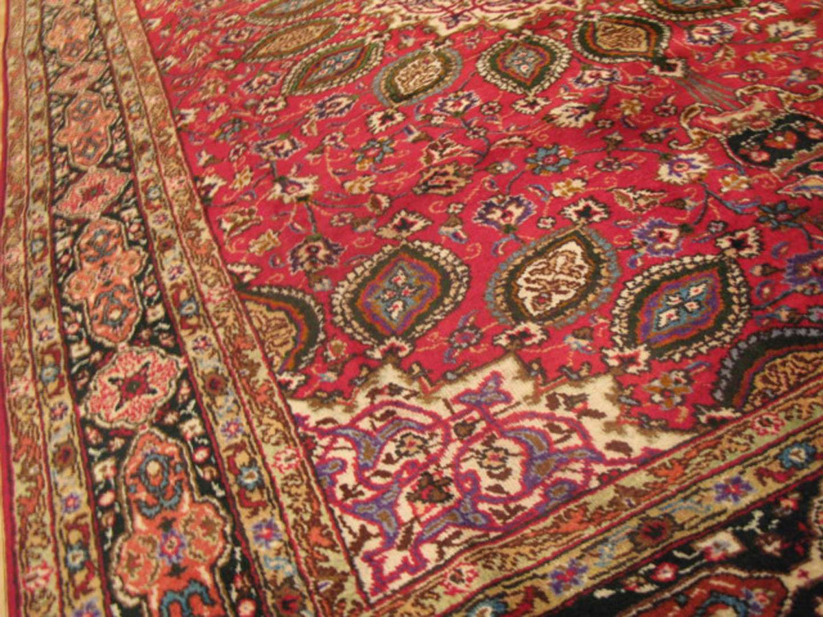 6' 8" x 9' 7" Persian Tabriz Rug image 10