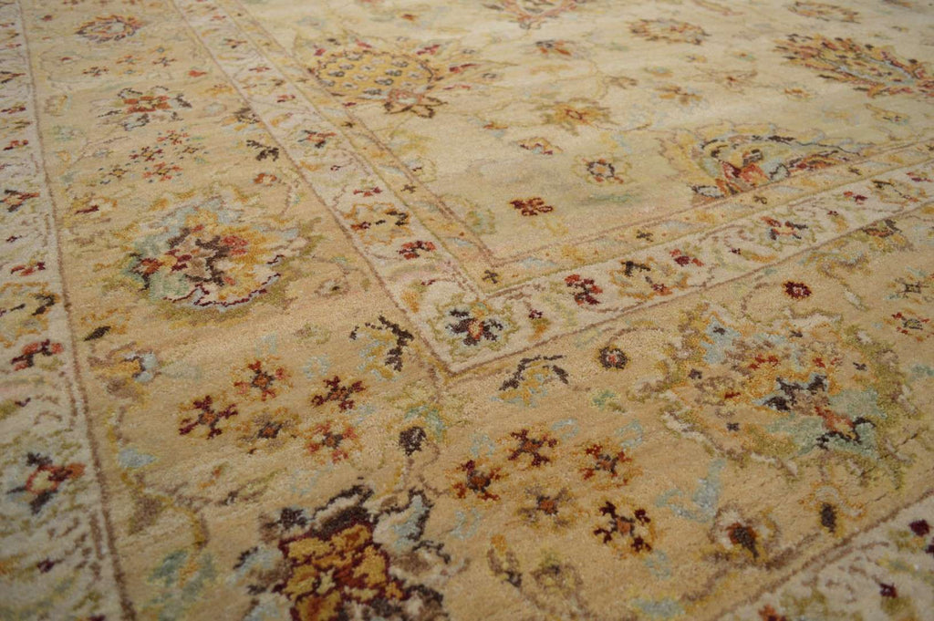 8' 0" x 10' 3" India Sultanabad Rug image 3