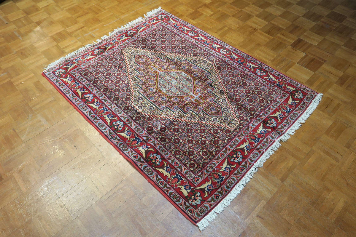 4' 2" x 5' 2" Persian Sanandaj Rug image 9