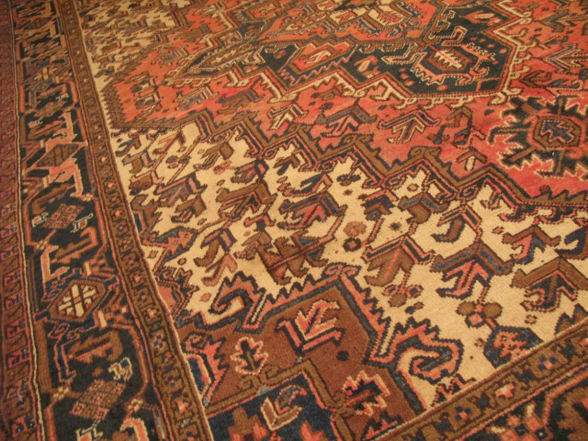 8' 1" x 10' 2" Persian Heriz Rug image 3
