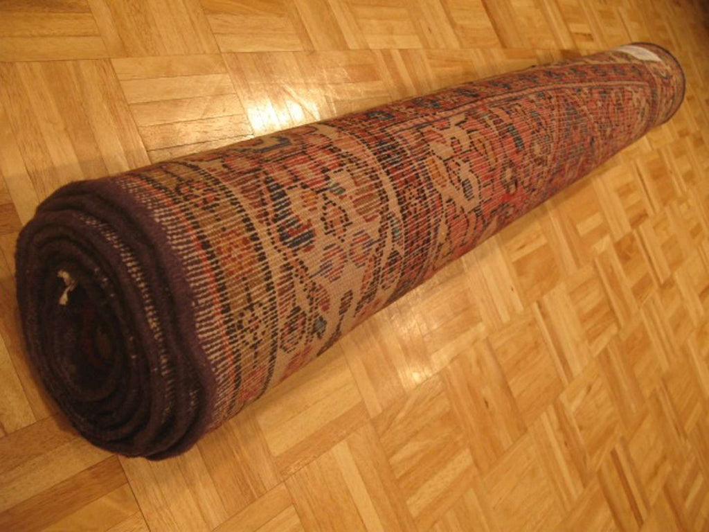 5' 2" x 10' 8" Vintage Hosseinabad Rug image 11