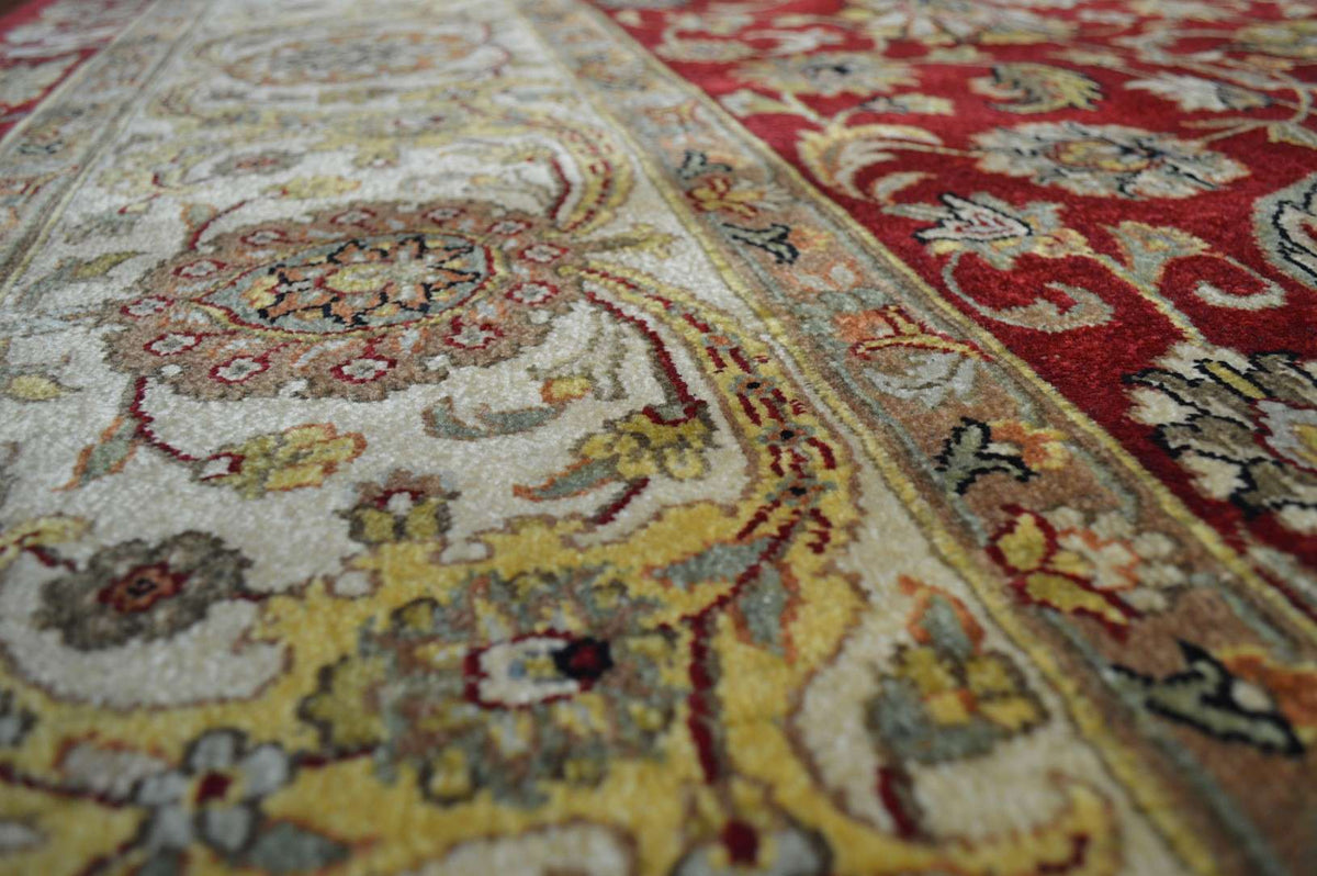 9' 0" x 12' 1" India Agra Rug image 4