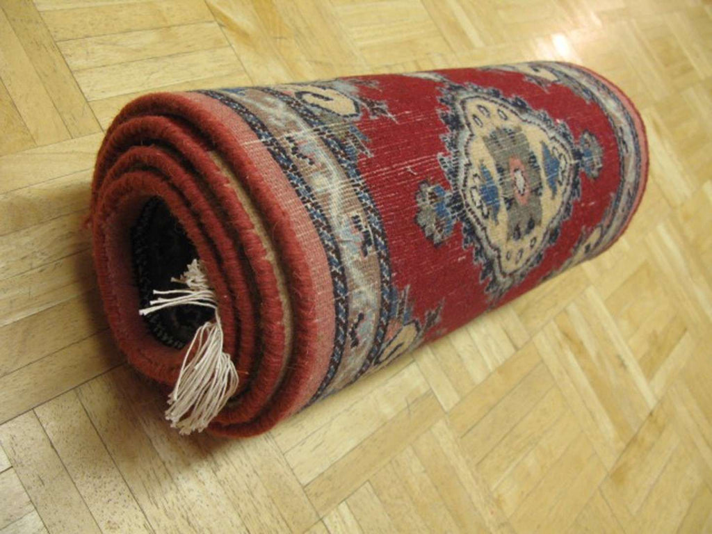 1' 6" x 6' 5" Persian Nain Runner image 11
