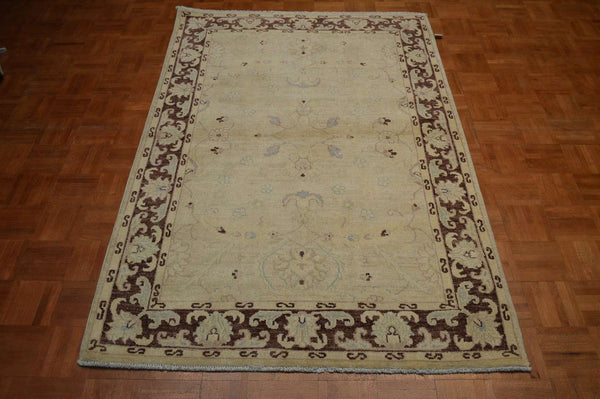4' 0" x 6' 0" Pakistan Peshawar Rug image 1