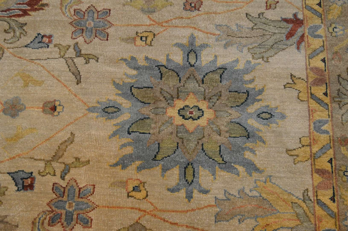 9' 2" x 11' 8" India Mahal Rug image 4