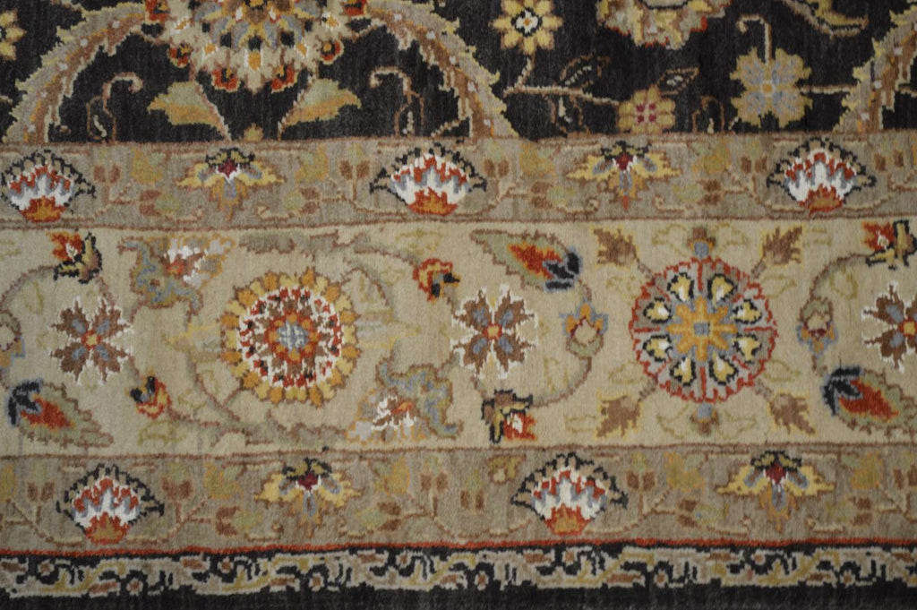 5' 0" x 7' 2" India Agra Rug image 12