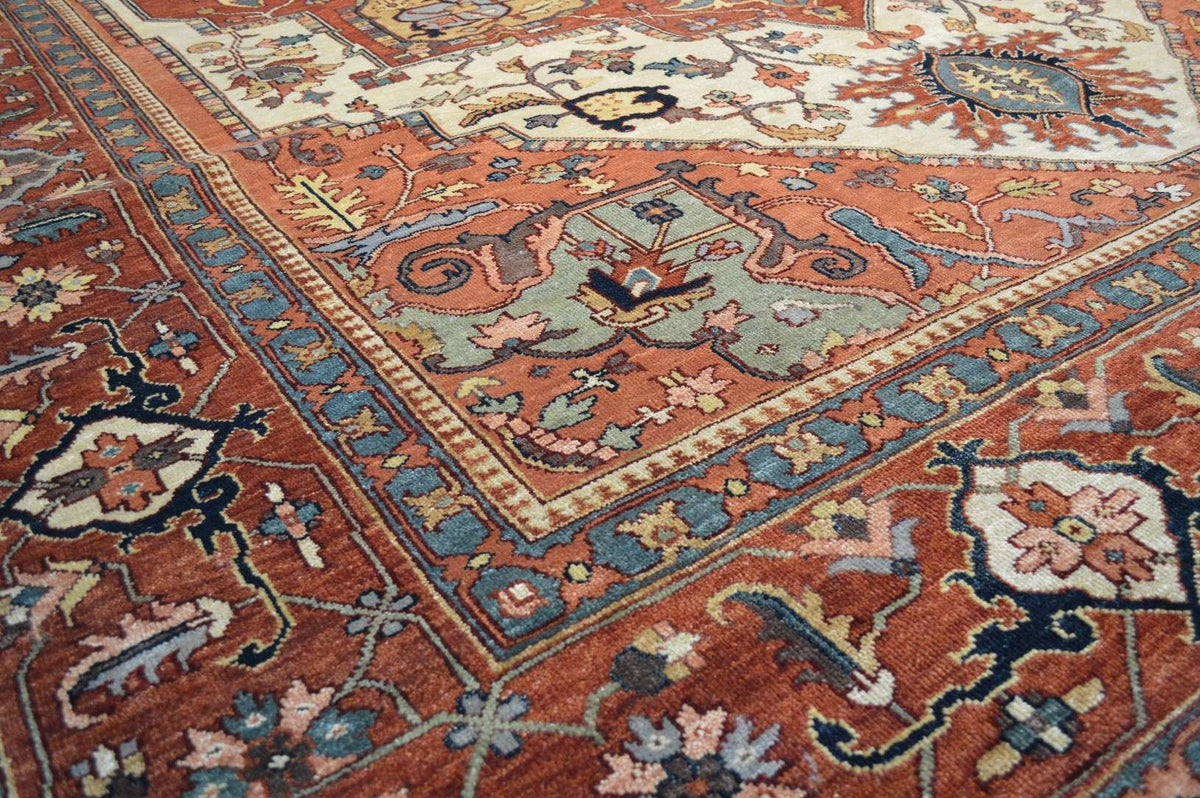 9' 8" x 13' 7" India Serapi Rug image 11