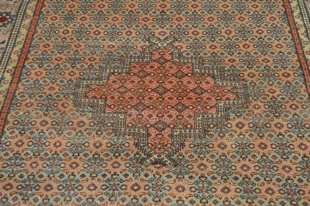 6' 6" x 9' 4" Persian Ardabil Rug image 2
