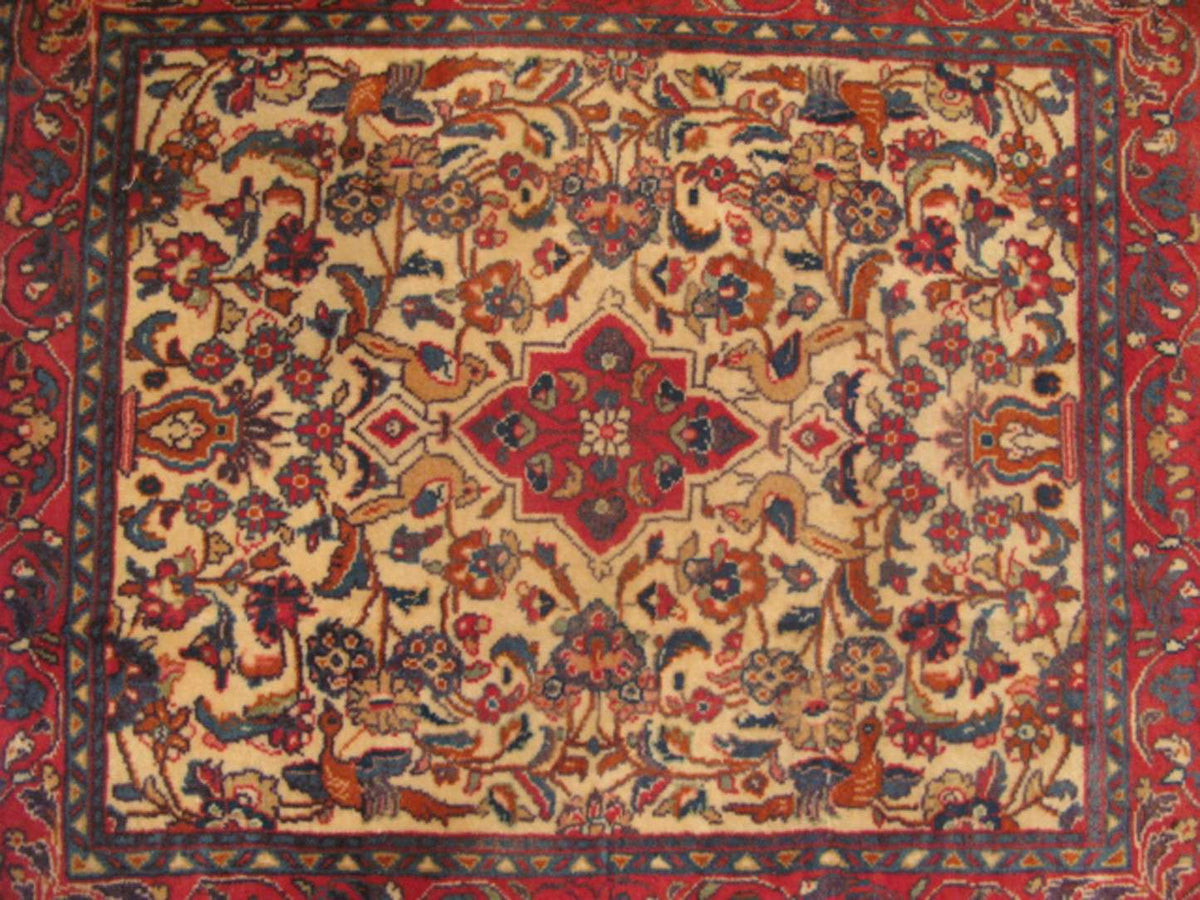 2' 2" x 2' 6" Persian Sarouk Rug image 2
