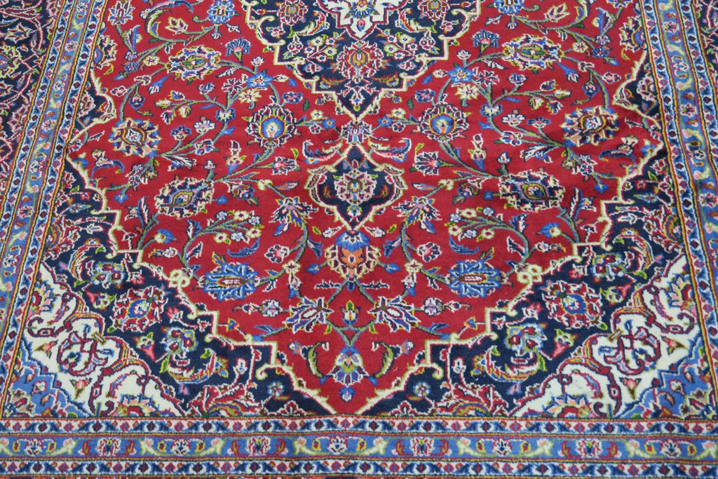 6' 5" x 9' 5" Persian Kashan Rug image 6