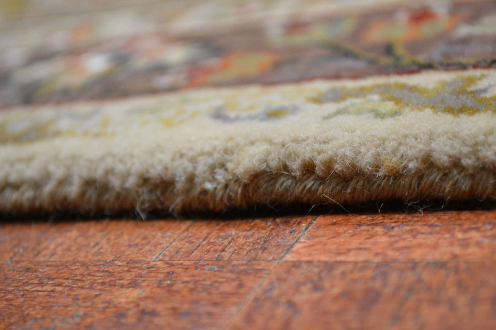 7' 9" x 8' 1" India Agra Rug image 10
