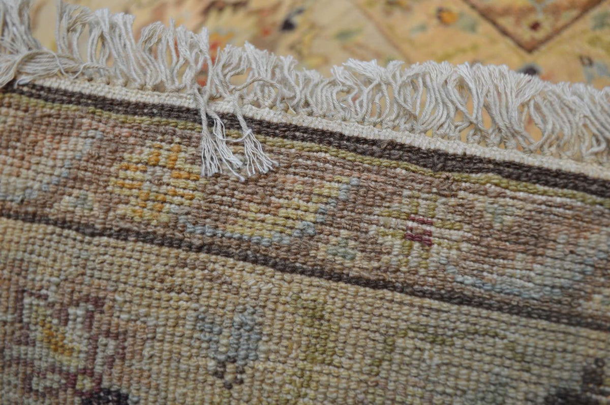 11' 9" x 14' 9" India Sultanabad Rug image 12