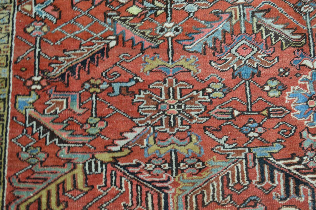 8' 4" x 11' 6" Persian Heriz Rug image 8
