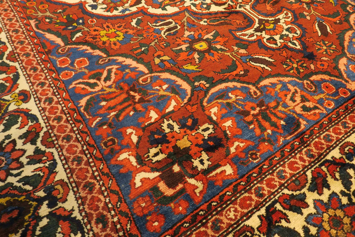 8' 0" x 11' 3" Persian Bakhtiar Rug image 3