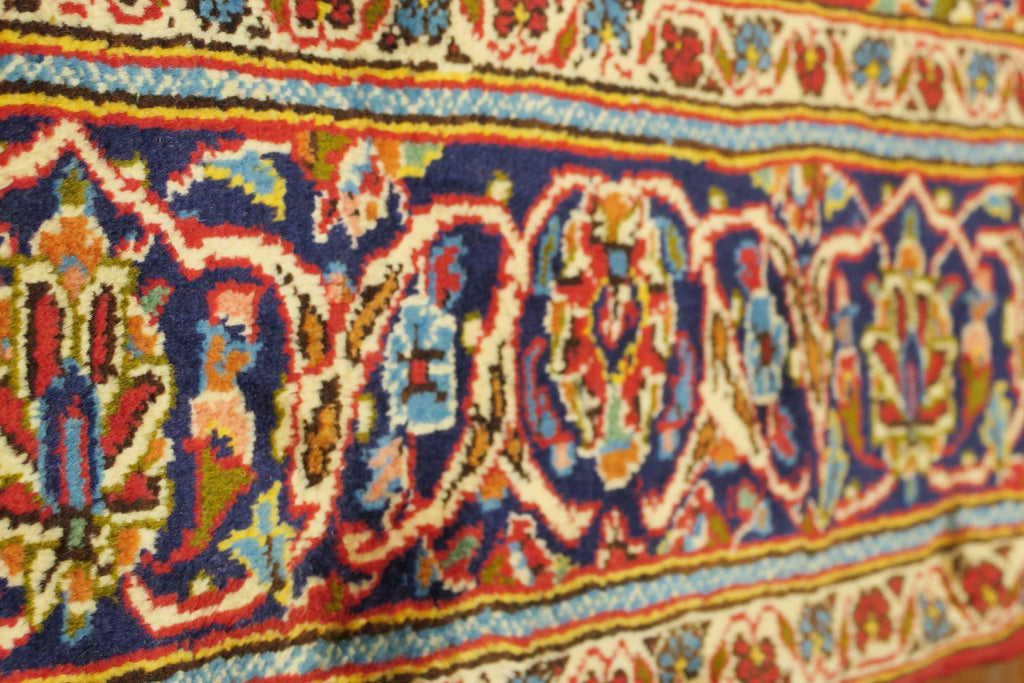 4' 9" x 8' 0" Persian Kashan Rug image 3