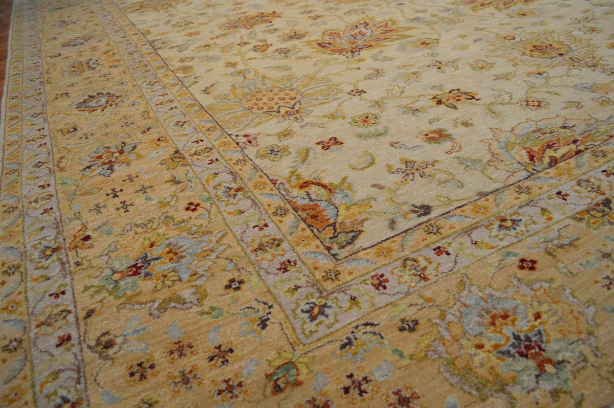 9' 0" x 11' 9" India Sultanabad Rug image 2