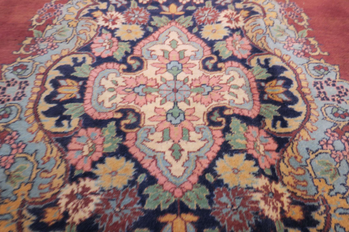 6' 1" x 9' 4" Persian Tabriz Rug image 10