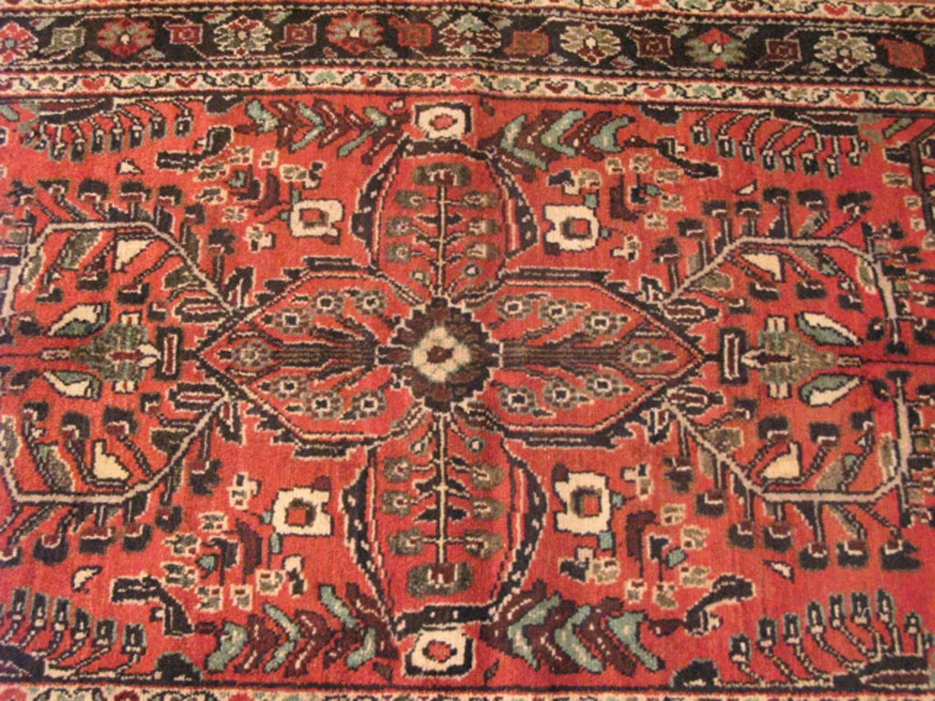 3' 8" x 9' 9" Persian Lilihan Runner image 10