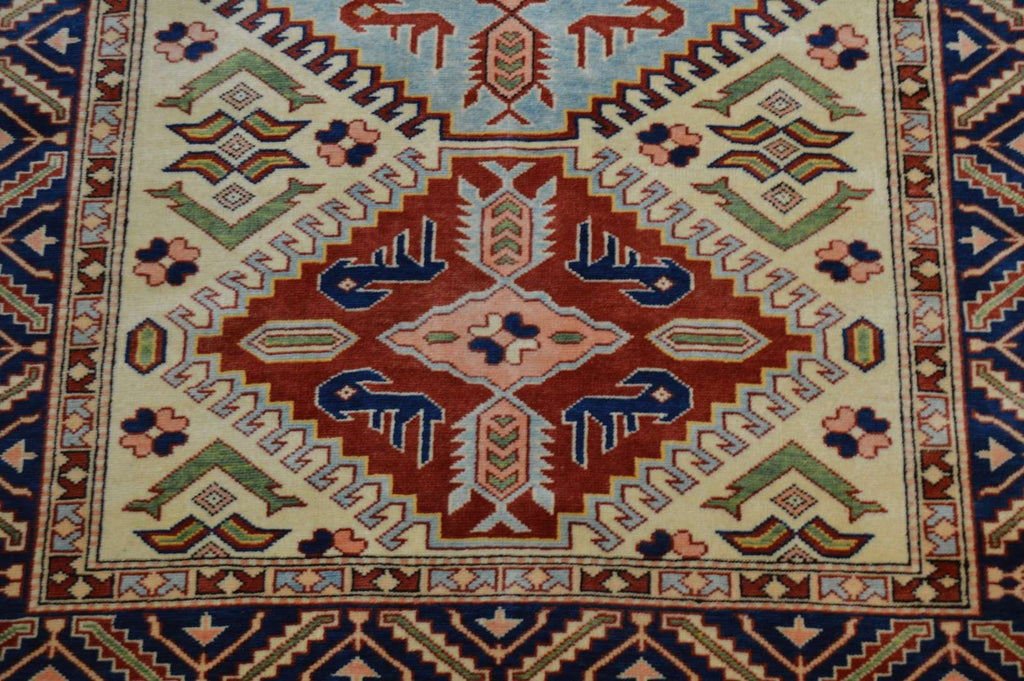 4' 1" x 5' 3" Pakistan Shirvan Rug image 3