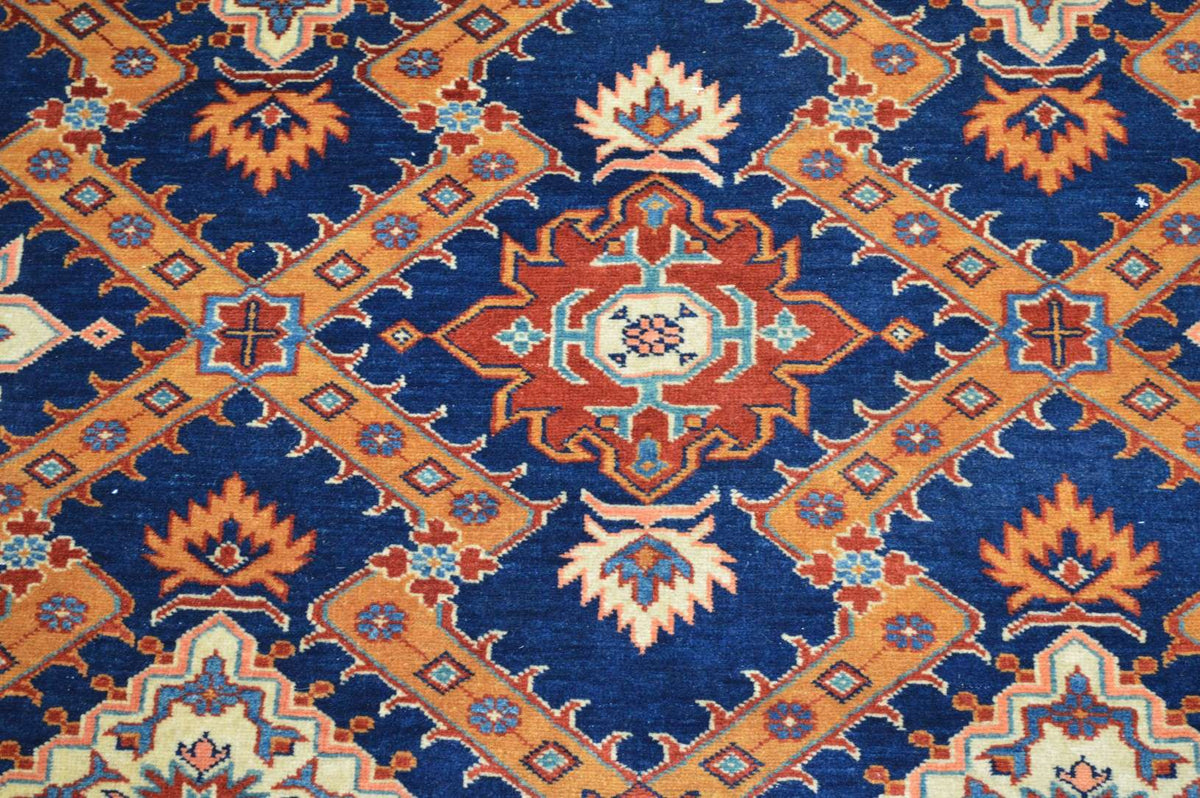6' 3" x 9' 0" Pakistan Shirvan Rug image 9