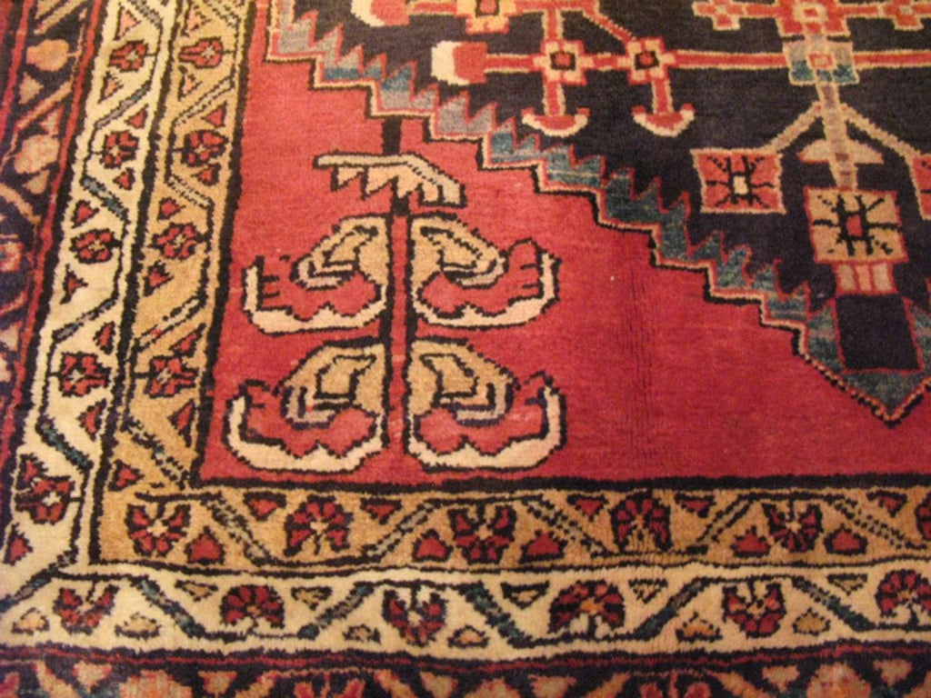 4' 3" x 9' 9" Vintage Meshkin Runner image 8
