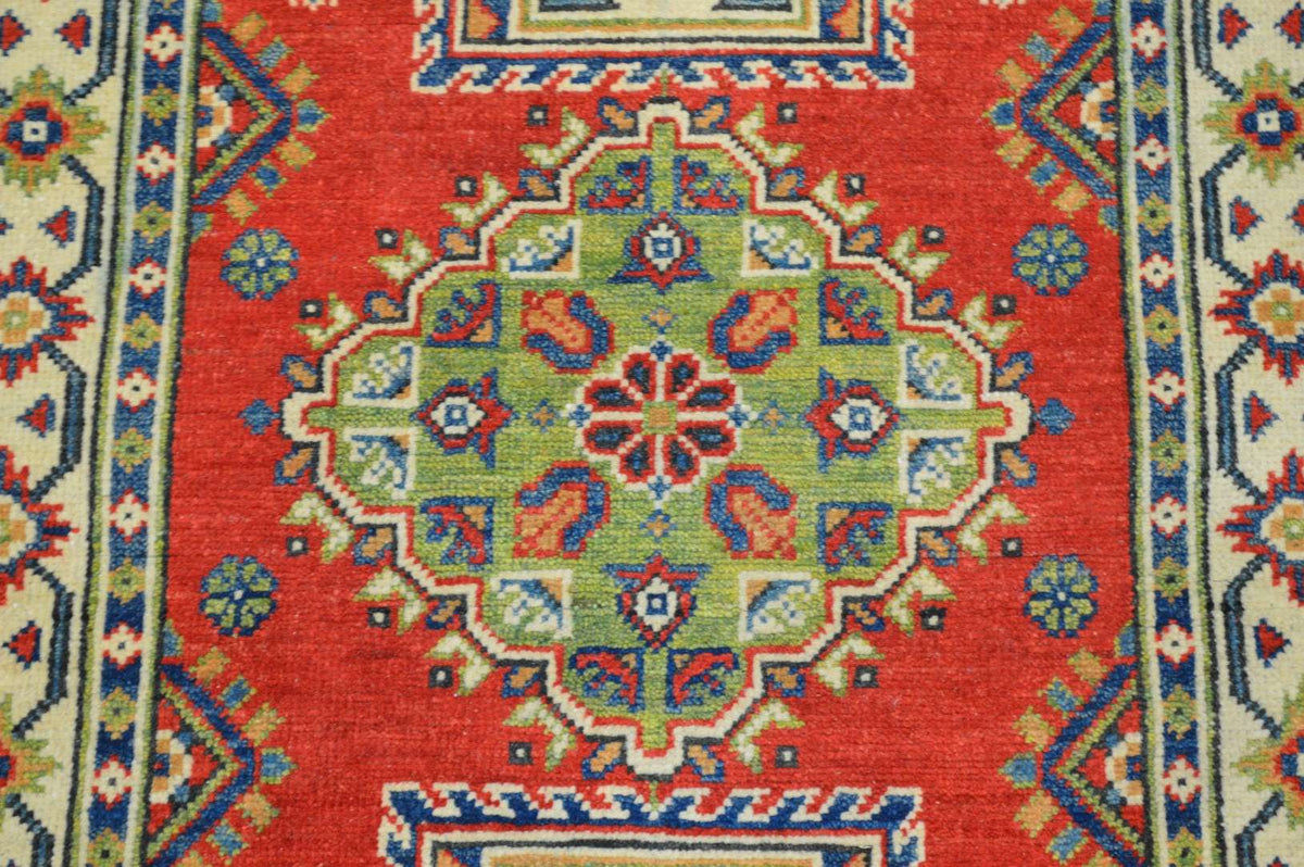 2' 8" x 9' 7" Pakistan Kazak Runner image 7