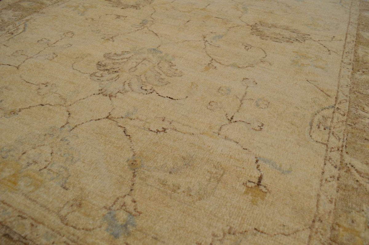 4' 0" x 6' 0" Pakistan Peshawar Rug image 8