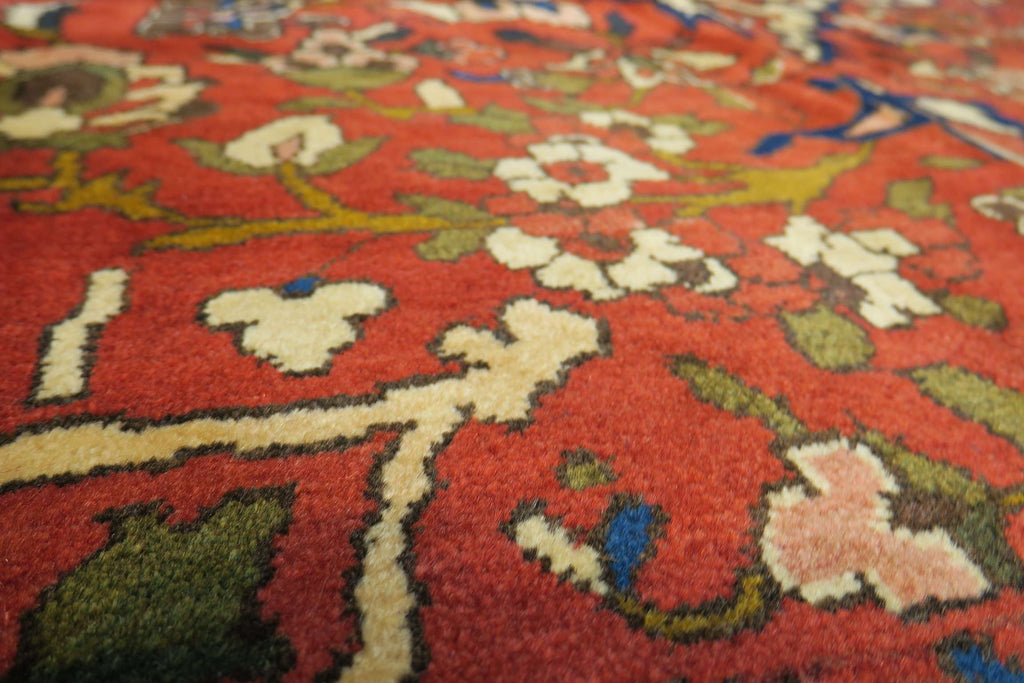 6' 9" x 10' 1" Persian Bakhtiar Rug image 0