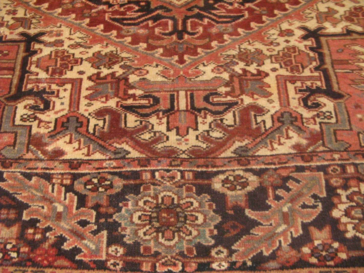 8' 0" x 11' 3" Persian Heriz Rug image 4