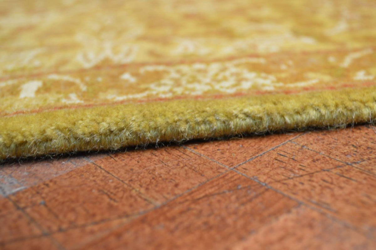 4' 2" x 6' 3" Pakistan Mogul Rug image 9