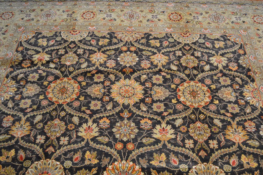 8' 0" x 9' 9" India Agra Rug image 2
