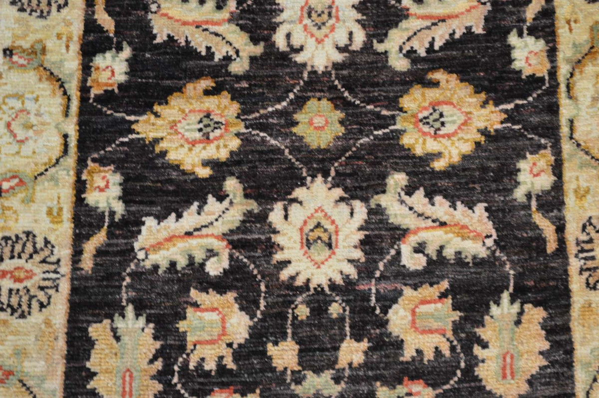 2' 0" x 3' 0" Pakistan Peshawar Rug image 5