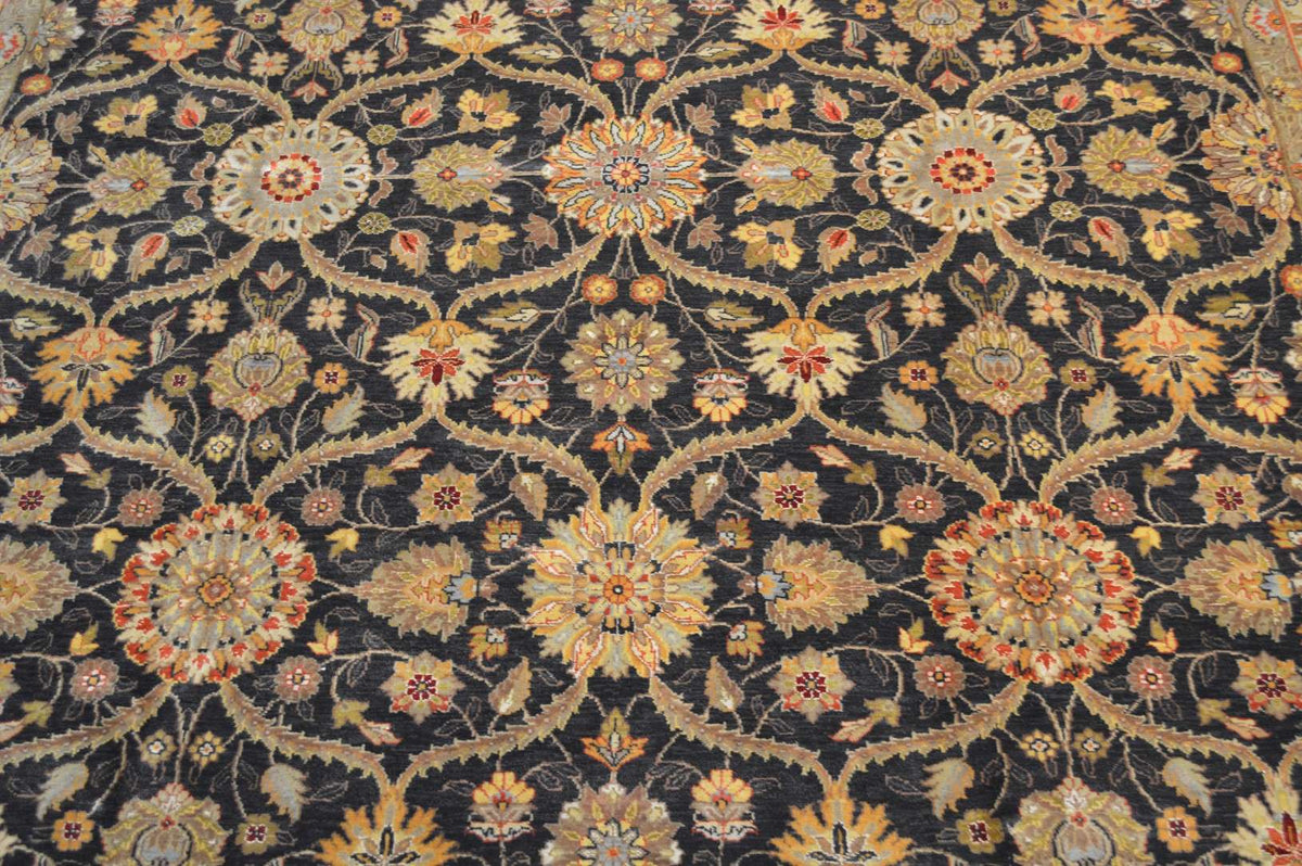 7' 7" x 9' 6" India Agra Rug image 12