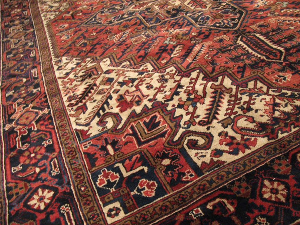 8' 5" x 10' 1" Persian Heriz Rug image 10