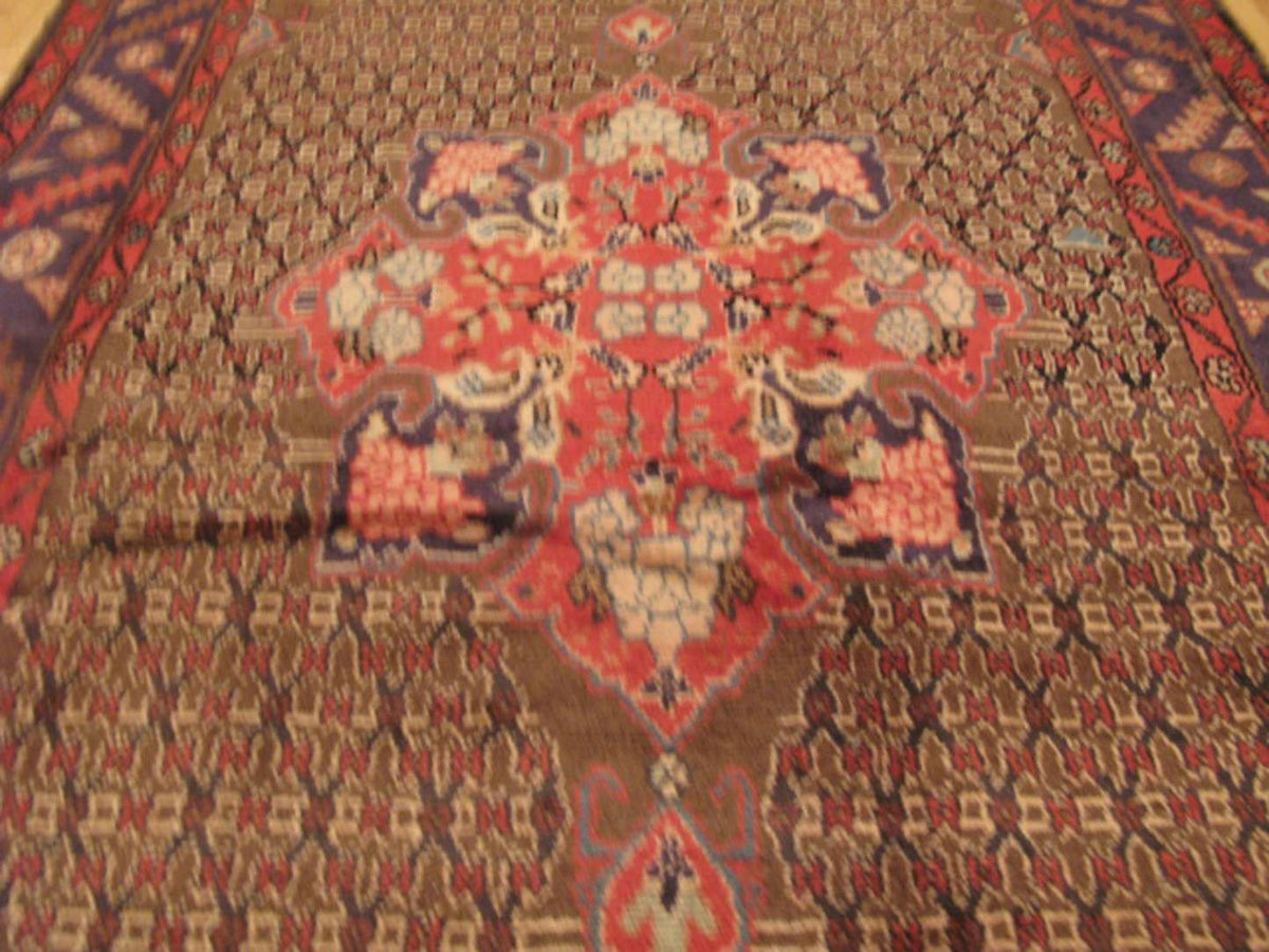 4' 2" x 7' 9" Persian Koliai Rug image 8