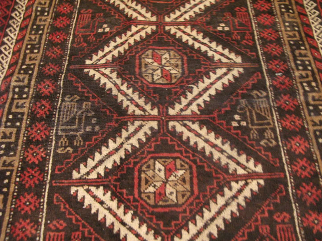 4' 4" x 6' 9" Persian Belouch Rug image 9