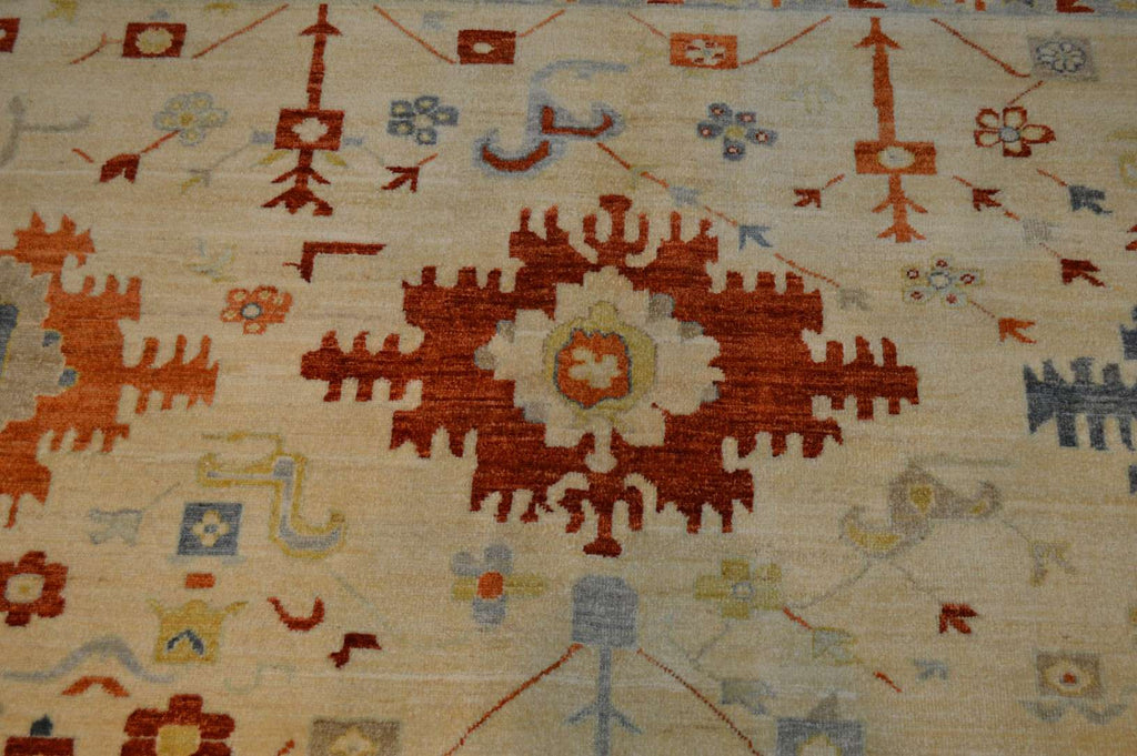 10' 2" x 13' 10" Pakistan Chobi Rug image 4
