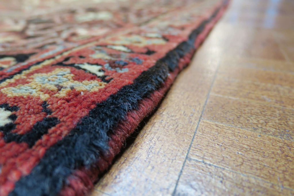 7' 9" x 11' 1" Persian Gorevan Rug image 4