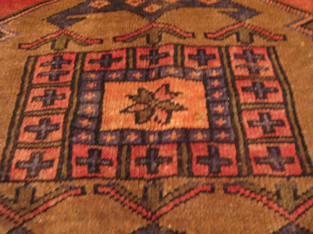 3' 8" x 10' 1" Persian Lori Runner image 5