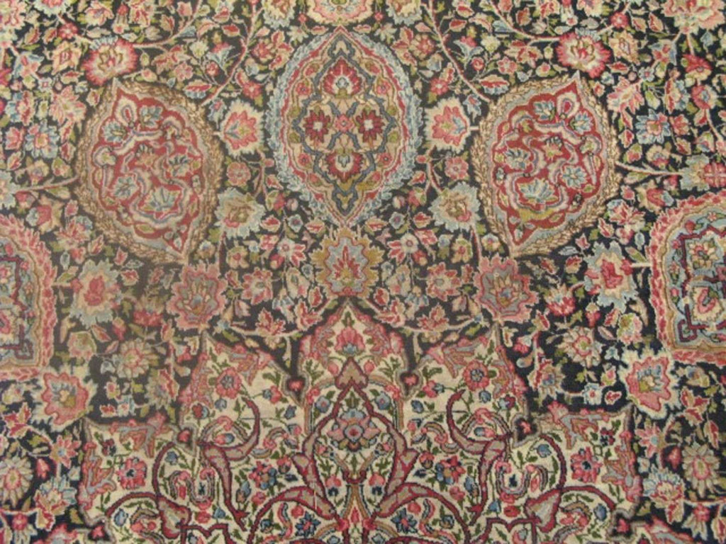 11' 5" x 17' 6" Persian Lavar Rug image 5