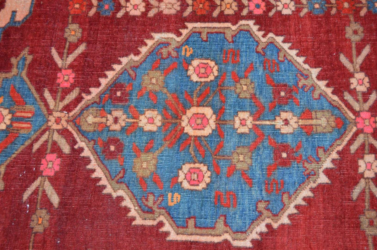 4' 4" x 10' 7" Turkish Anadol Rug image 7