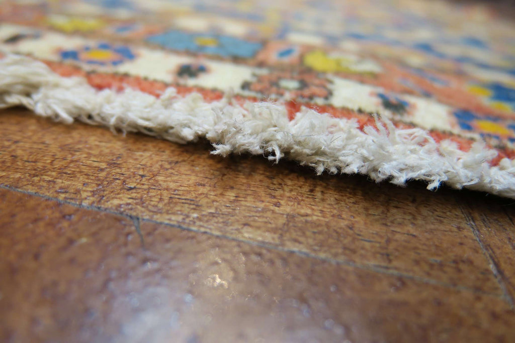 3' 6" x 5' 5" Persian Varavamin Rug image 3