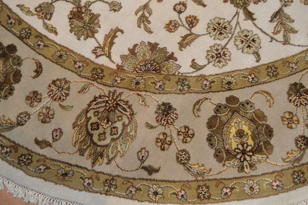 8' 3" x 8' 3" India Jaipur Round Rug image 2