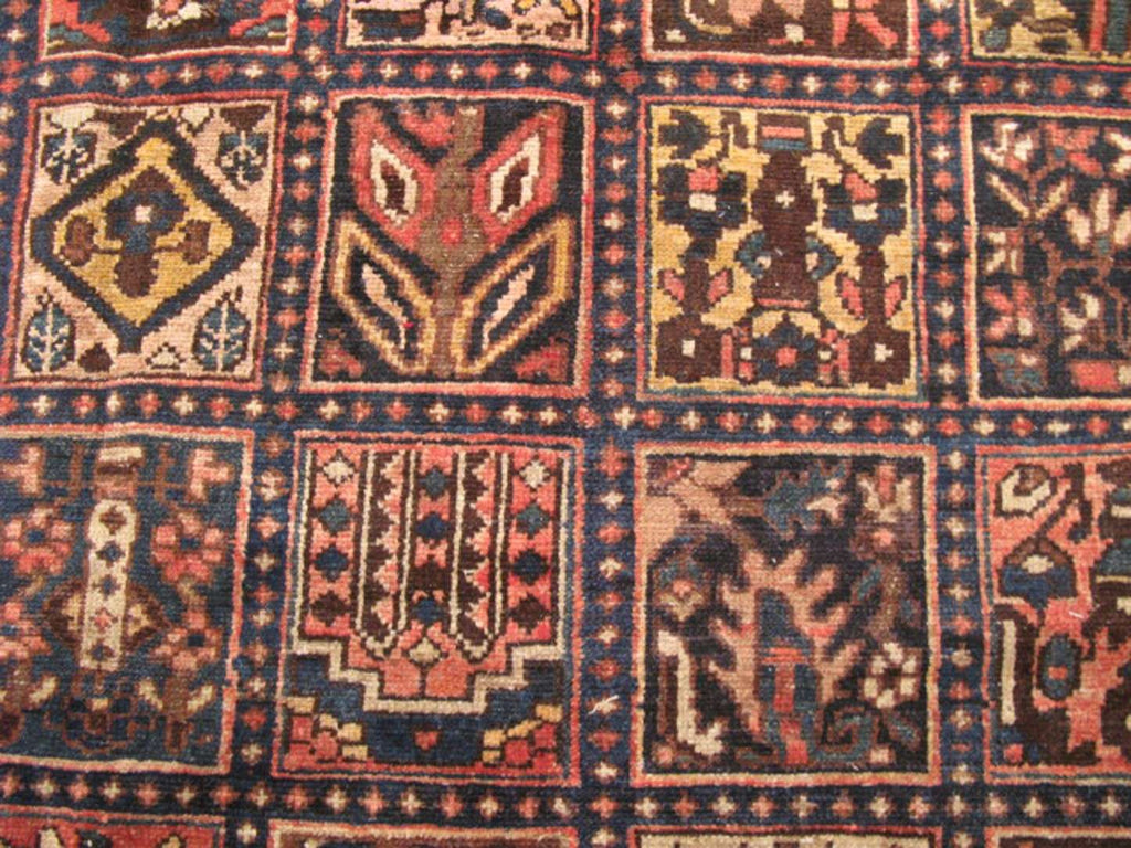 9' 2" x 11' 1" Persian Bakhtiari Rug image 2