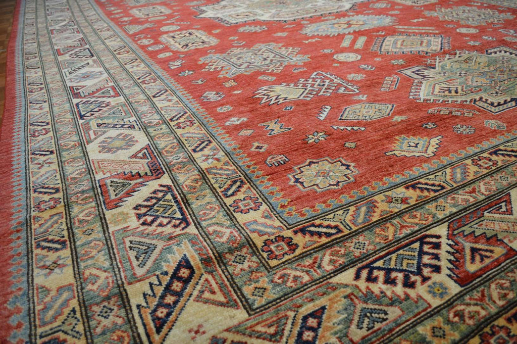 9' 0" x 12' 9" Pakistan Kazak Rug image 4