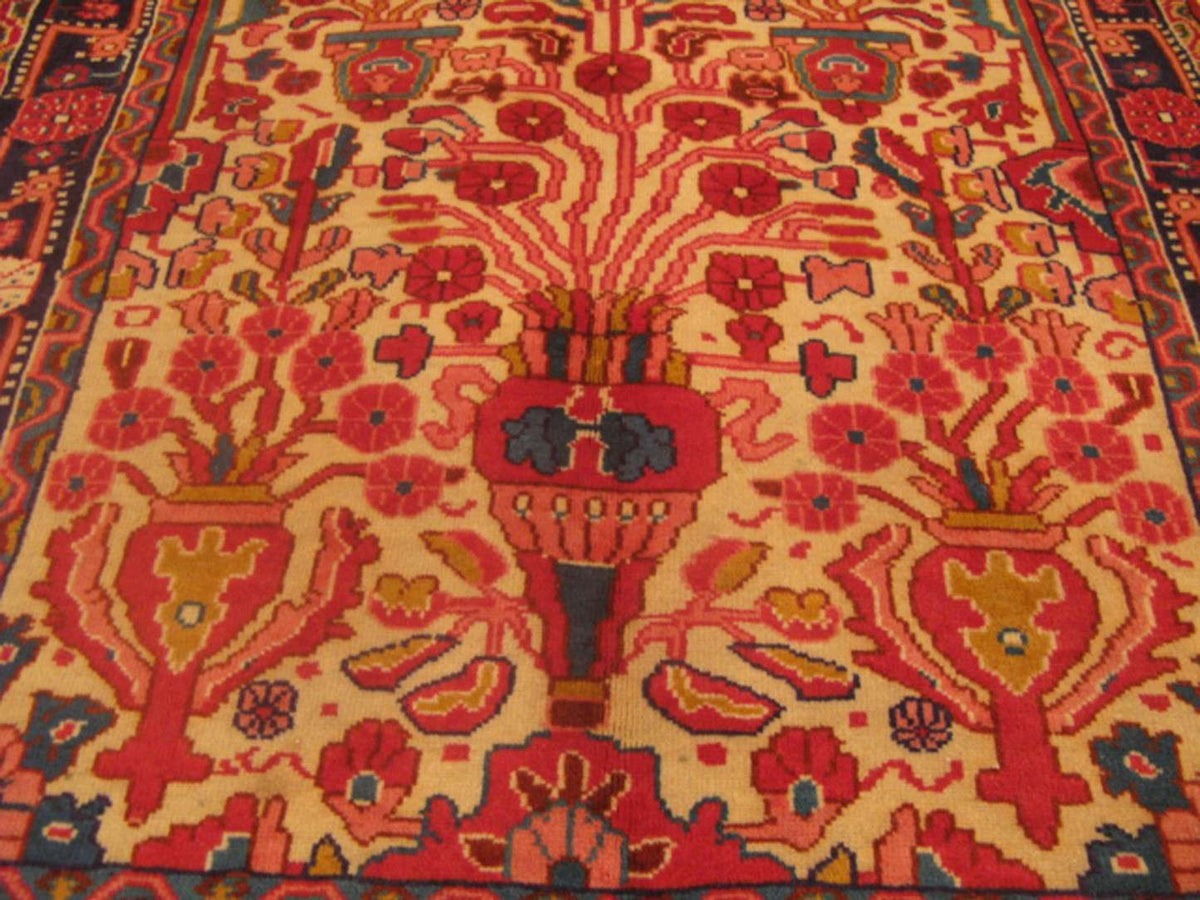 2' 4" x 3' 3" Persian Farahan Rug image 8
