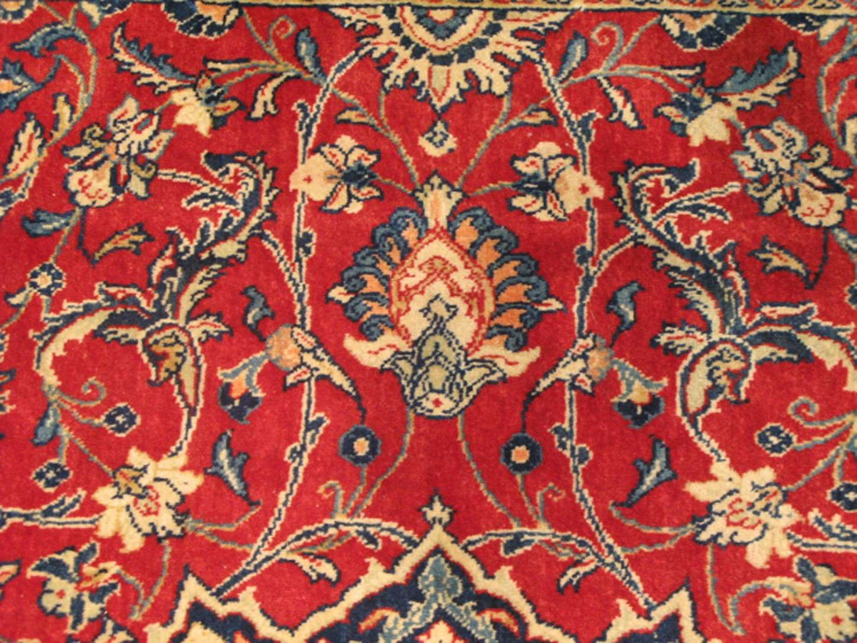 8' 9" x 12' 9" Persian Sarouk Rug image 7