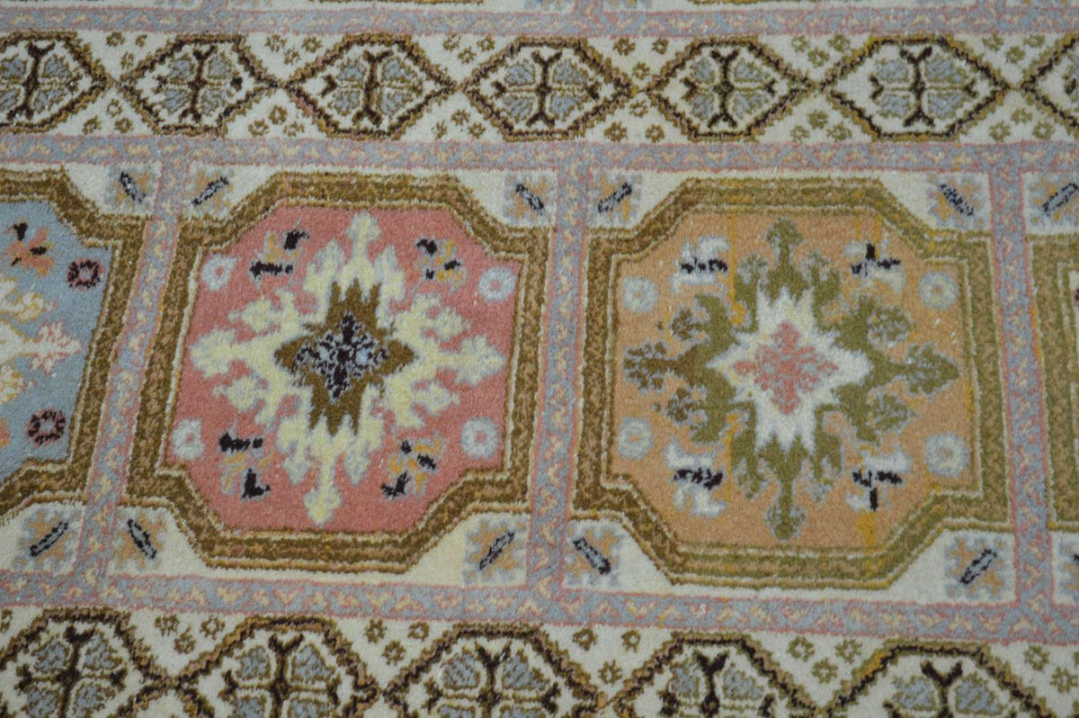 6' 7" x 9' 7" Spain Savonnerie Rug image 5